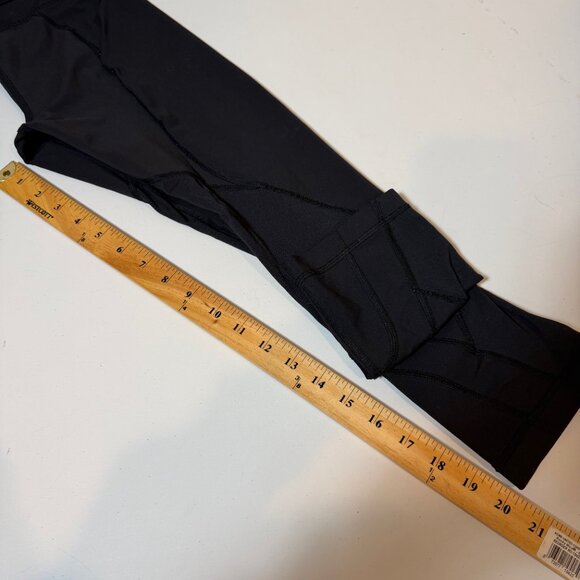 Lululemon Black Cropped Leggings Size 4 Womens Yoga Pilates Activewear - Picture 5 of 6